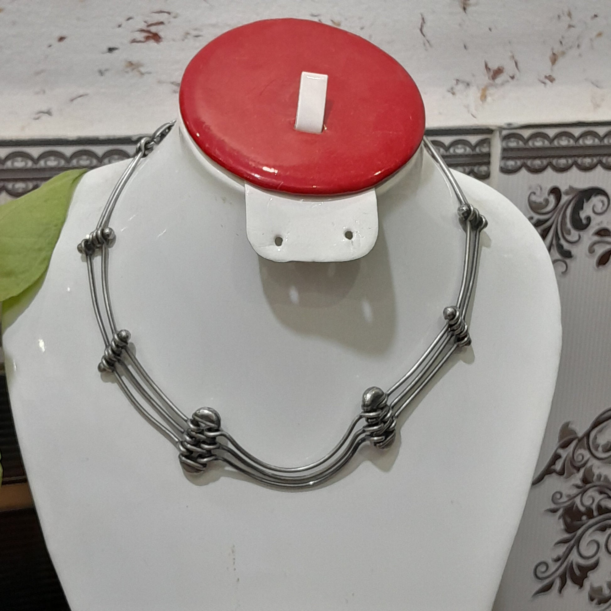 سلسلة مغلفة بالفضة