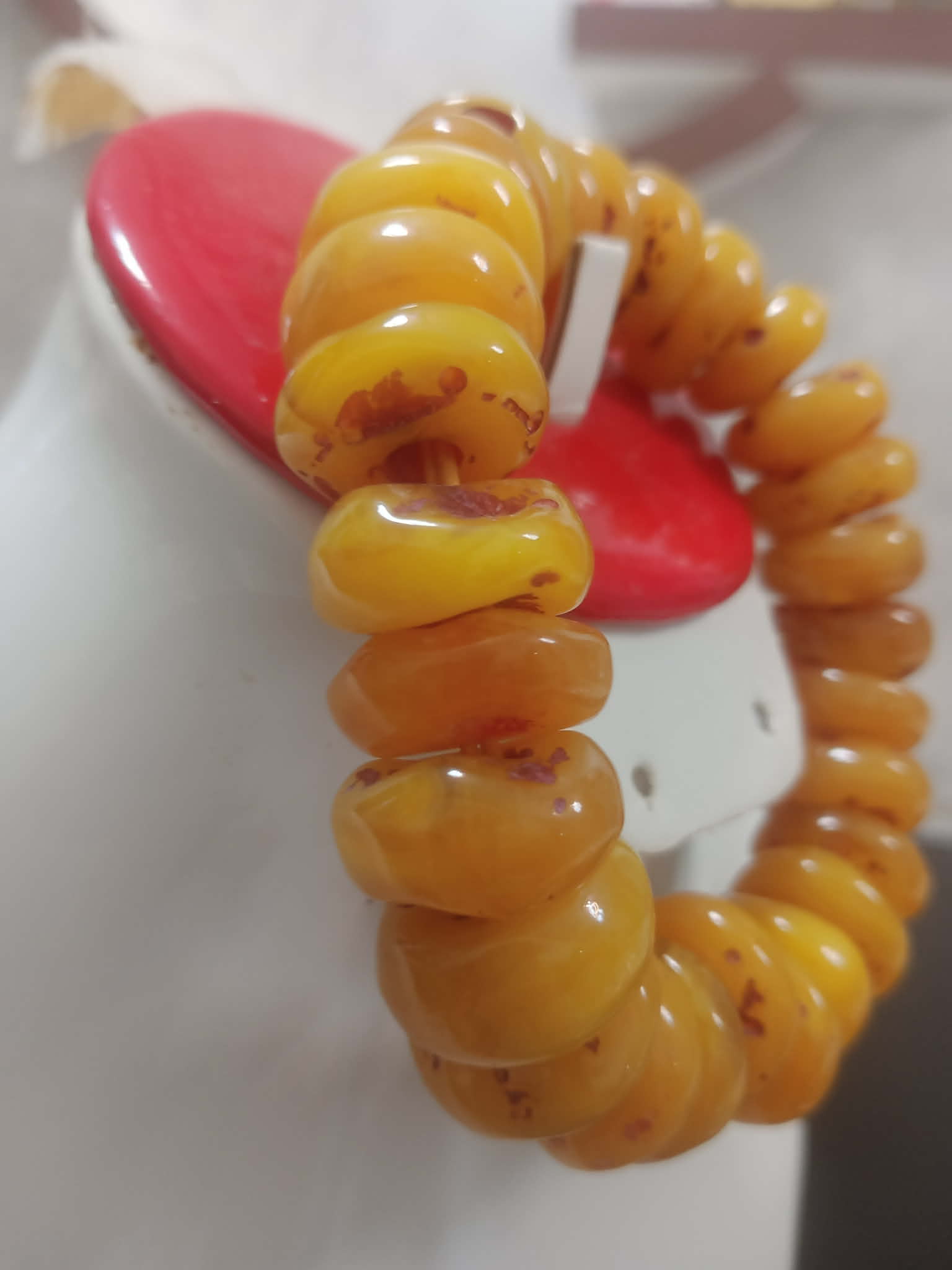 سوار من لبان طبيعي
